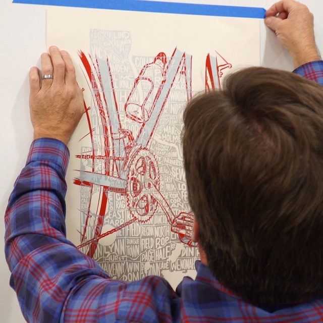 6 Ways to Hang a Poster Without Damaging the Wall