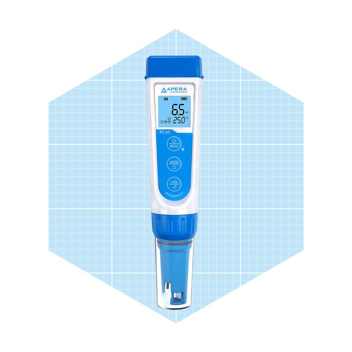 A digital pH meter displays measurements, indicating pH of 6.5 and temperature of 25°C against a light blue grid background.