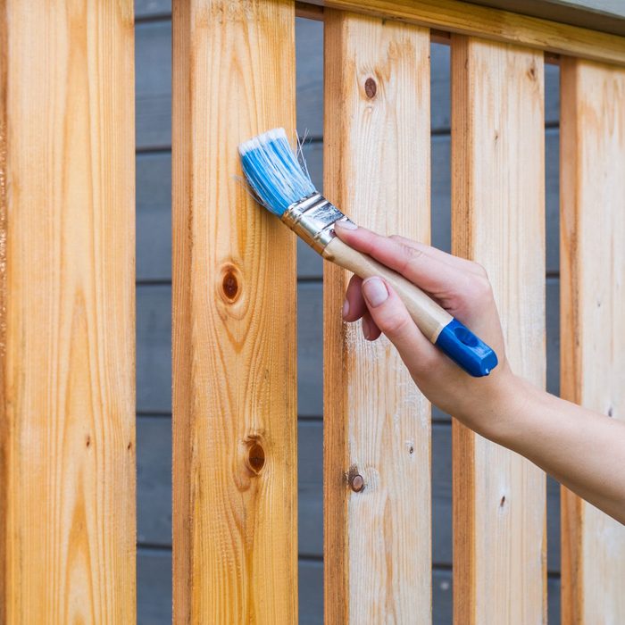 The 8 Best Pine Wood Stains for Floors, Fences and Woodworking