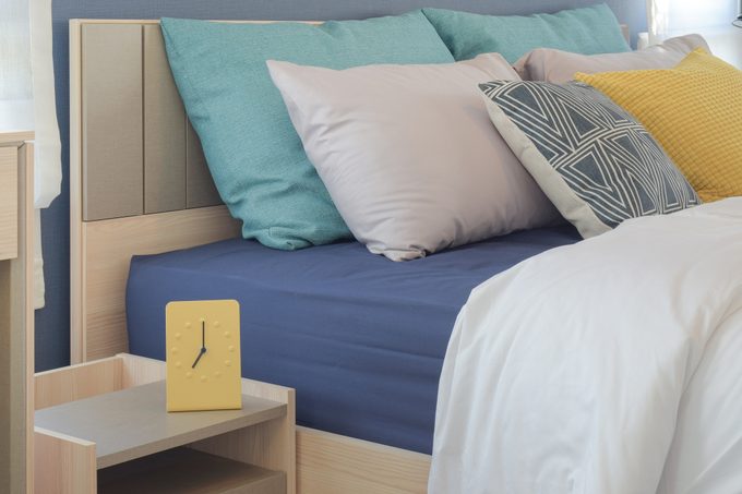 Why You Don’t Need a Top Sheet on Your Bed