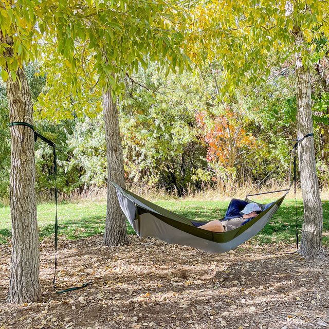 How To Hang a Hammock for Maximum Relaxation