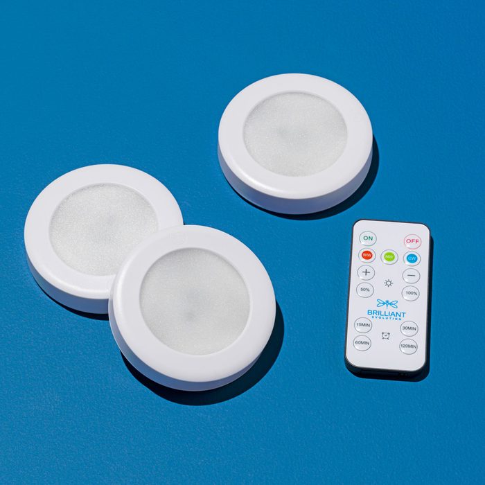 Brilliant Evolution Wireless LED Puck Lights