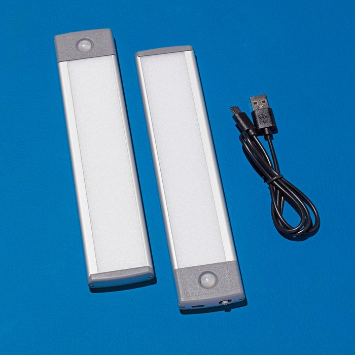 Lepotec 30-LED Motion Sensor Cabinet Light