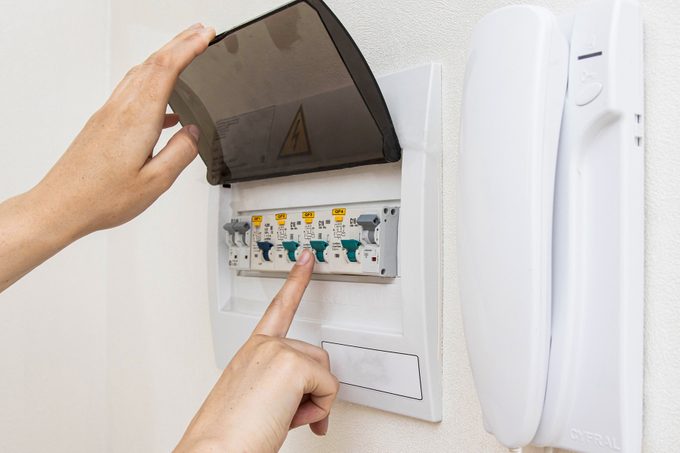 Identifying the Different Types of Circuit Breakers