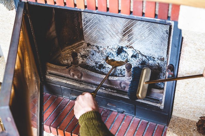 18 Ways To Use Fireplace Ash