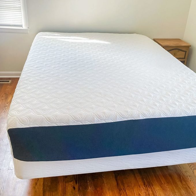 After 5 Months of Sleep Testing, Here’s Our Review of the Cooling Hybrid Cocoon Chill Mattress