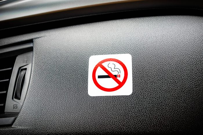 12 Things People Who Always Have Clean Cars Do Gettyimages 1494509978