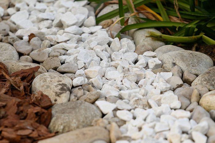 the use of natural materials in landscape design