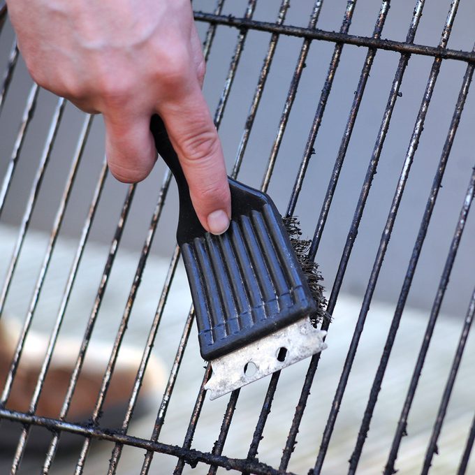 It Might Be Time to Toss That Wire Grill Brush